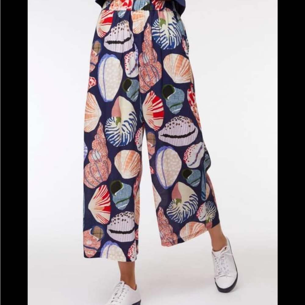 Gorman lightweight shell pattern culotte pants